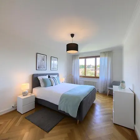 Unwind & Explore, In Jonction's Art Scene! Qa8 Apartment